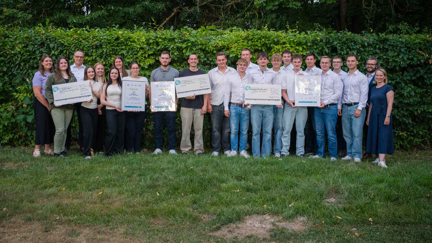 Gruppenfoto Gewinner Azubis Volle Power